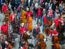 Symphonic Mob in der Mall Of Berlin